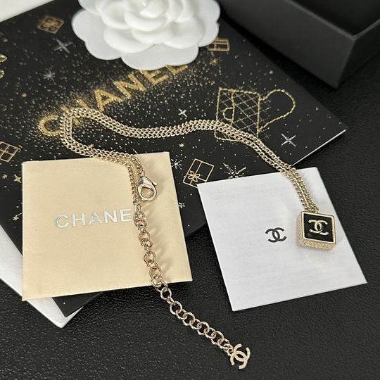 Chanel necklace 12lyh150